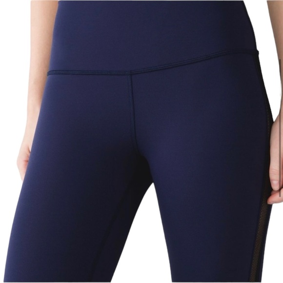 Lululemon ✘ RARE Navy High Times Wing Mesh Leggings w/ Sheer Side Panel Sz. XS - Picture 2 of 5